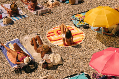 the beach people,plage,beach,beach towels,cassis,ali woolley,jessica ruscoe,lookbook,ss19,draps de plage